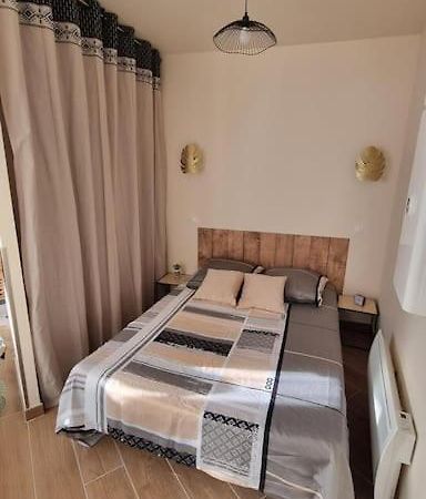 Studio Refait A Neuf Classe 3 Etoiles Châtel-Guyon Zewnętrze zdjęcie