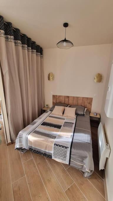 Studio Refait A Neuf Classe 3 Etoiles Châtel-Guyon Zewnętrze zdjęcie